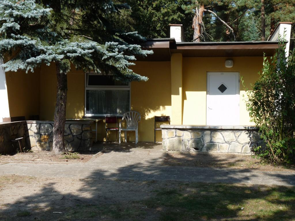 Osrodek Wypoczynkowy Jelonek Hotel Wolsztyn Exterior foto